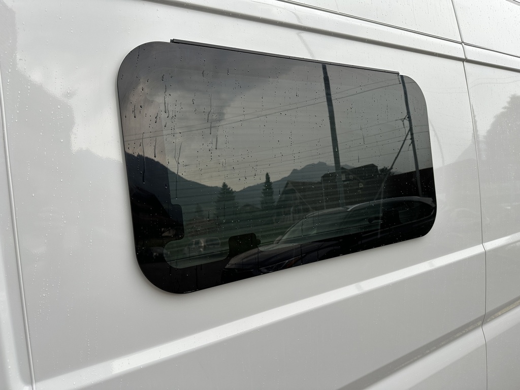 Ausstellfenster 900x450