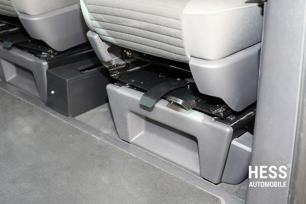 Sportscraft Drehkonsole für den VW T5/T6 (Beifahrerseite)