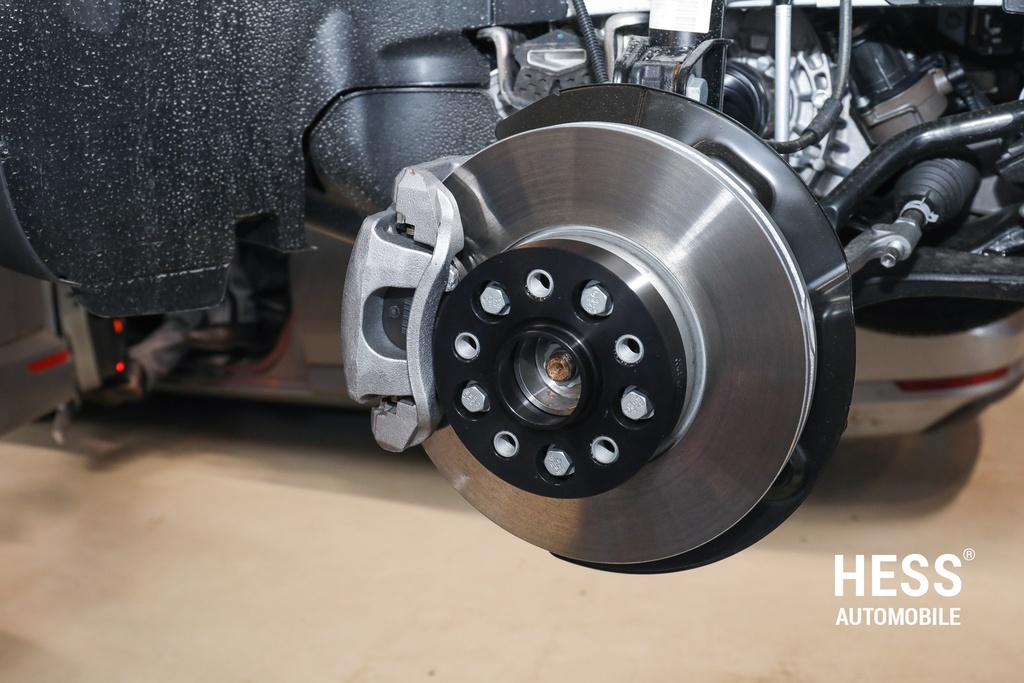 HESS Distanzscheiben 20mm, LK 6/120, schwarz, 2er Set inkl. Befestigungsmuttern