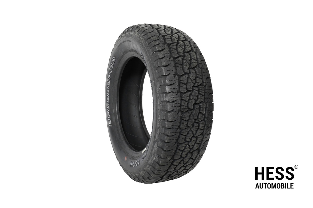Einen Offroad Reifen in der Dimension 225/65 R17 (107/103S) passend zum VW T5 / T6